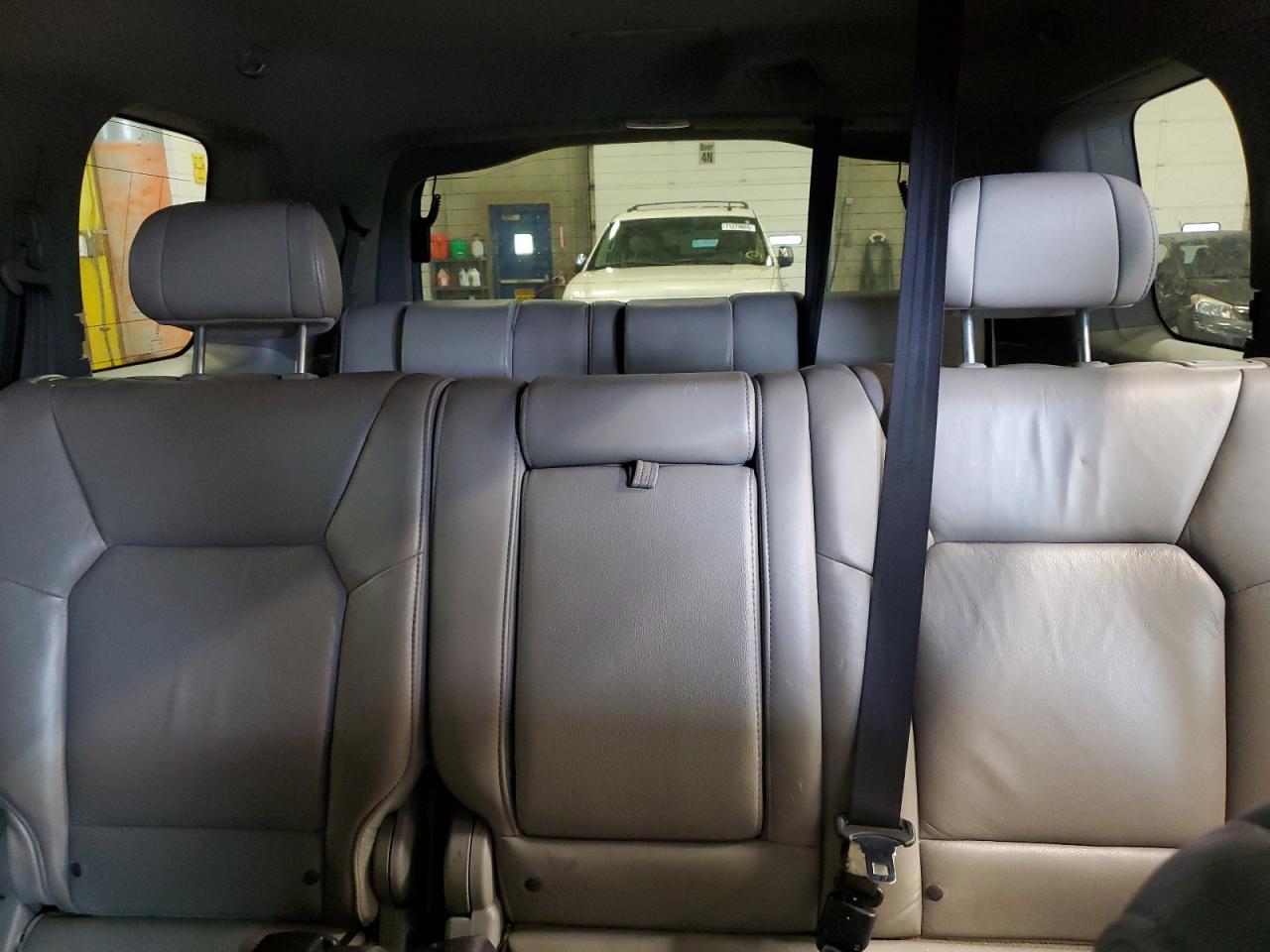 2011 Honda Pilot Exl VIN: 5FNYF4H52BB039864 Lot: 72015075