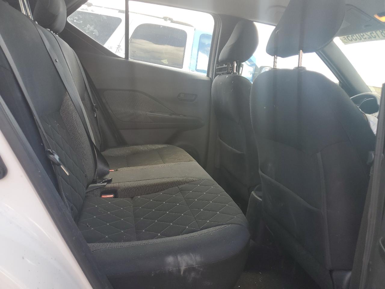 2018 Nissan Kicks S VIN: 3N1CP5CU0JL508996 Lot: 81529055