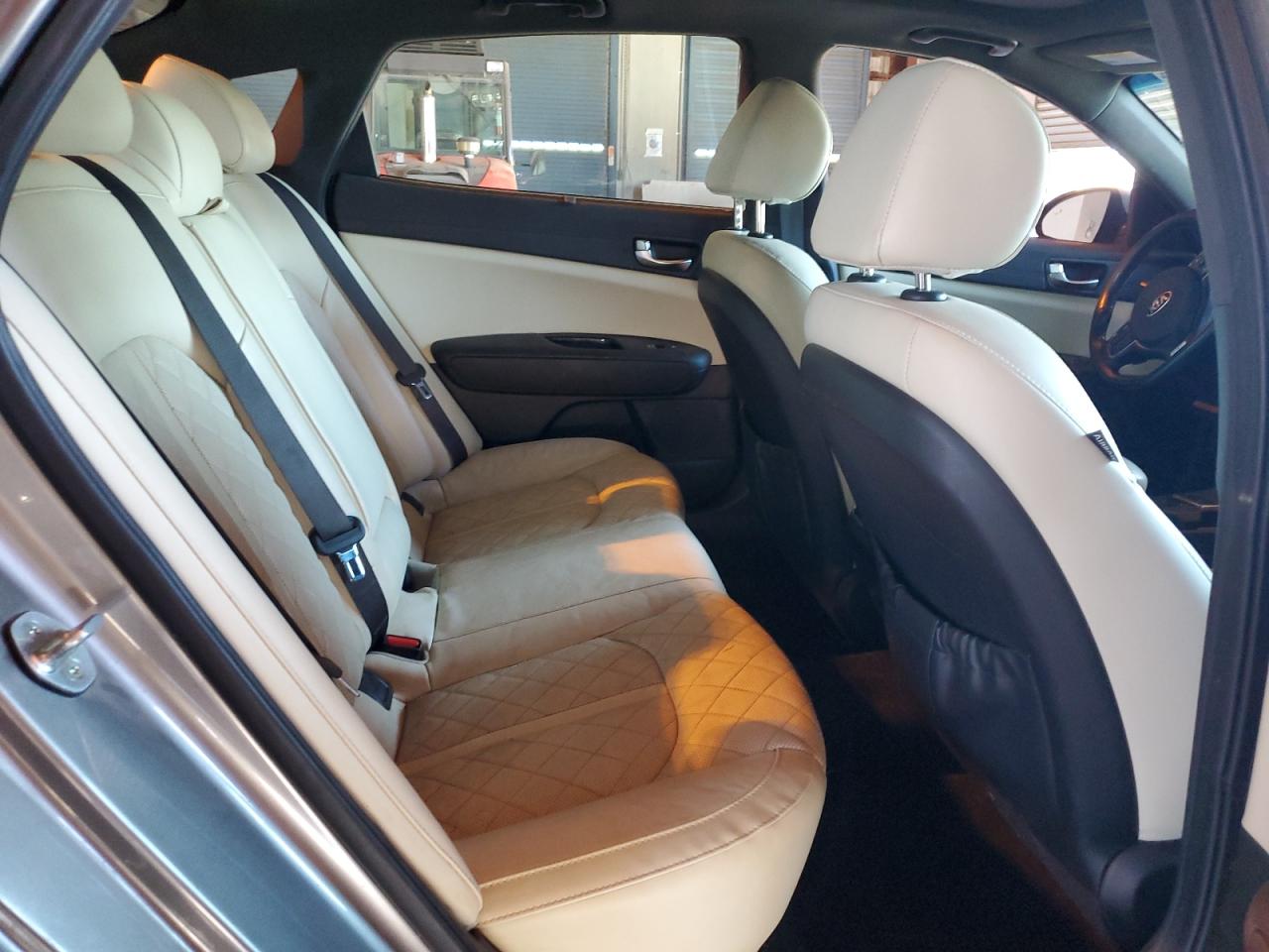 2017 Kia Optima Sxl VIN: 5XXGV4L28HG168421 Lot: 71561695