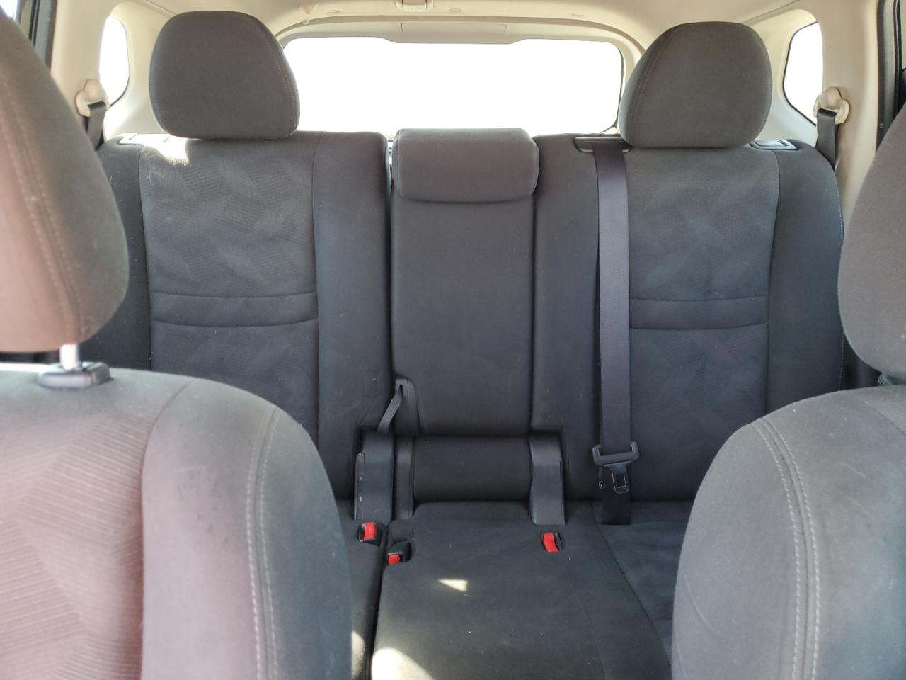 2016 Nissan Rogue S VIN: KNMAT2MV4GP708170 Lot: 80746045