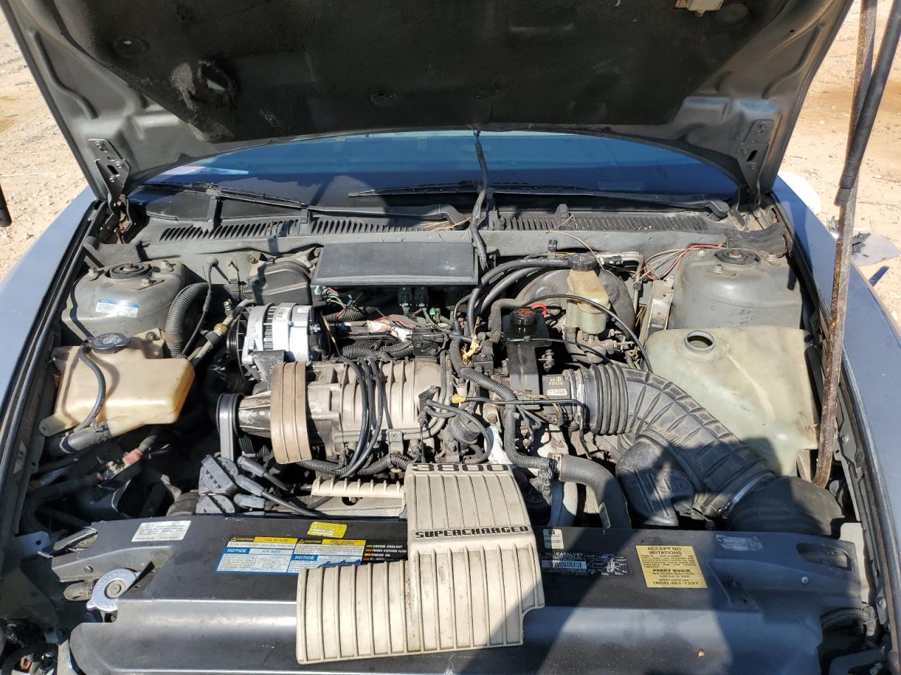 1995 Buick Riviera VIN: 1G4GD2211S4704106 Lot: 81742065