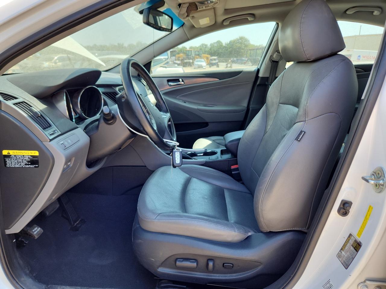 2015 Hyundai Sonata Hybrid VIN: KMHEC4A46FA132149 Lot: 80641925