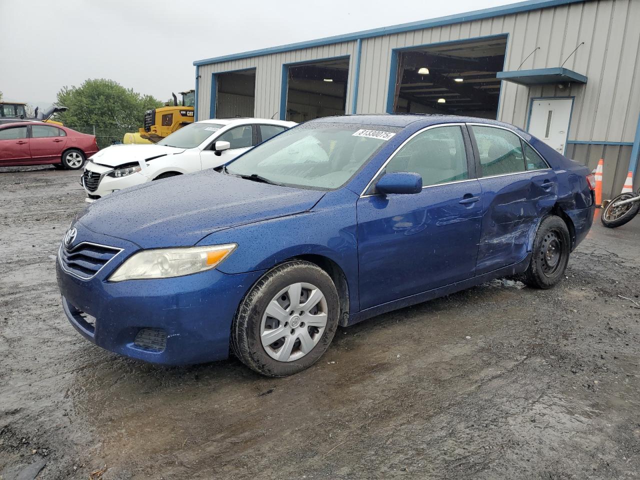 2011 Toyota Camry Base blue null gas 4T1BF3EK0BU643104 photo #1
