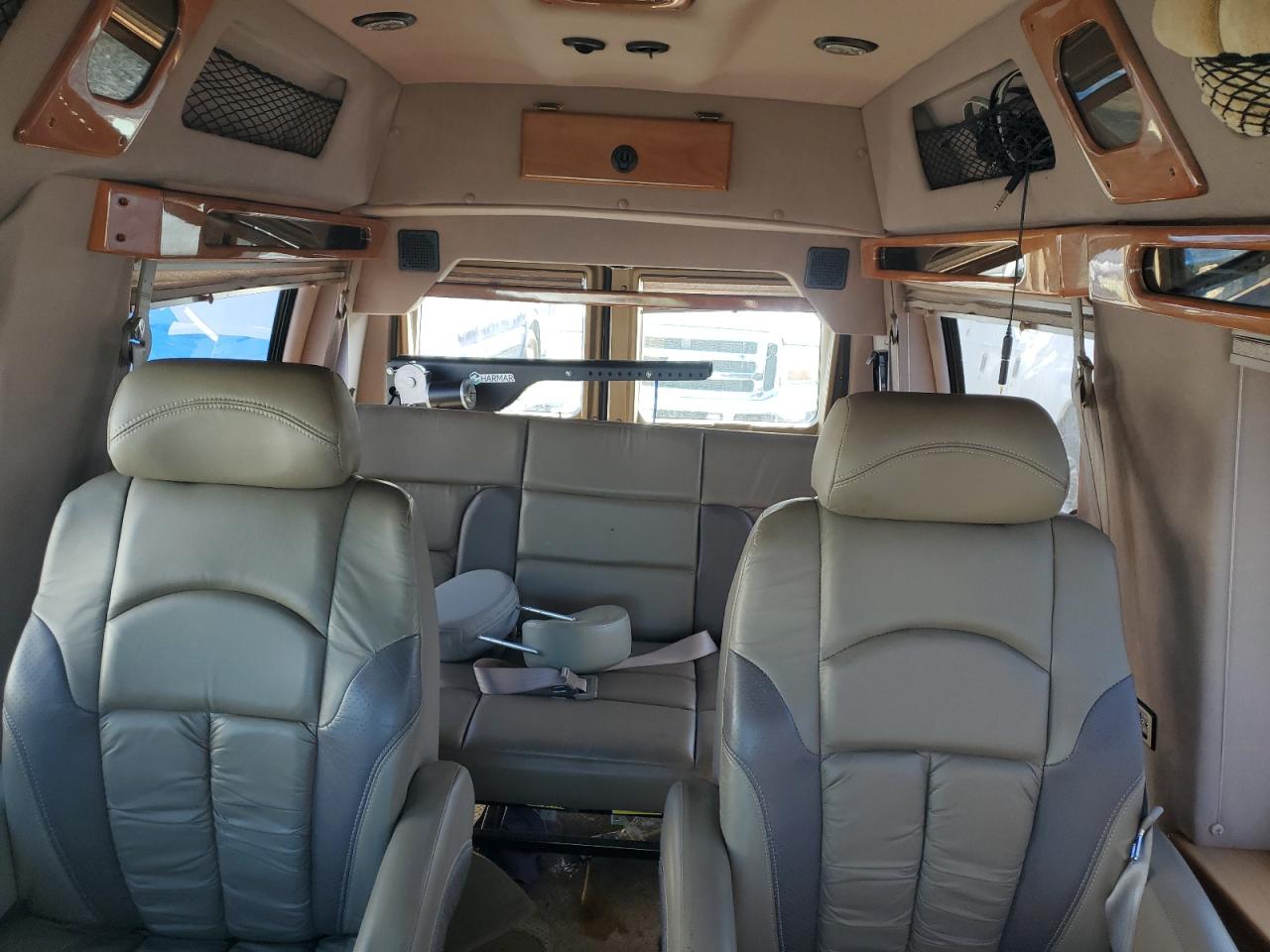 2004 Ford Econoline E150 Van VIN: 1FDRE14L94HA05946 Lot: 82127345