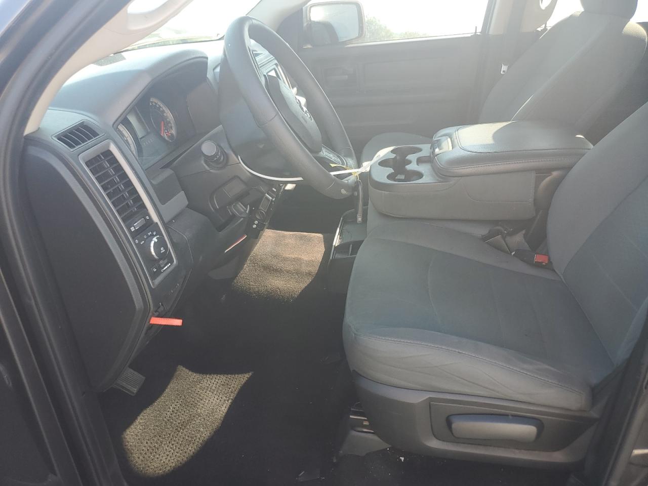 2016 Ram 1500 St VIN: 3C6RR7KT7GG182418 Lot: 80436275