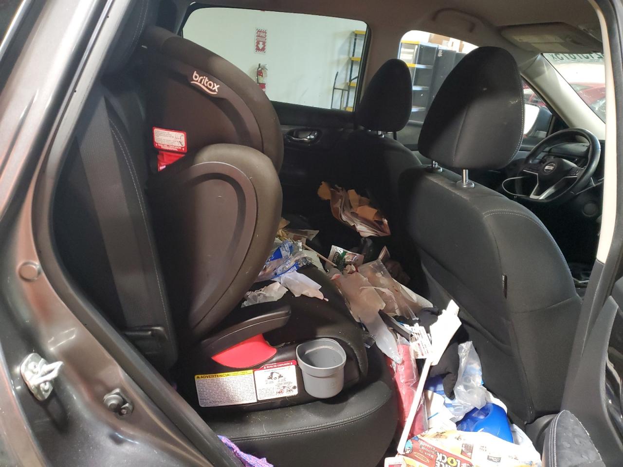 2019 Nissan Rogue S VIN: KNMAT2MV1KP549360 Lot: 82157875