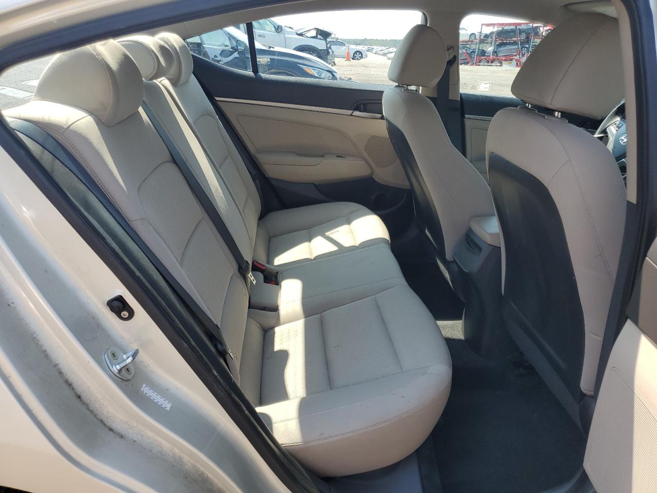 2017 Hyundai Elantra Se VIN: KMHD74LF9HU110632 Lot: 81311235