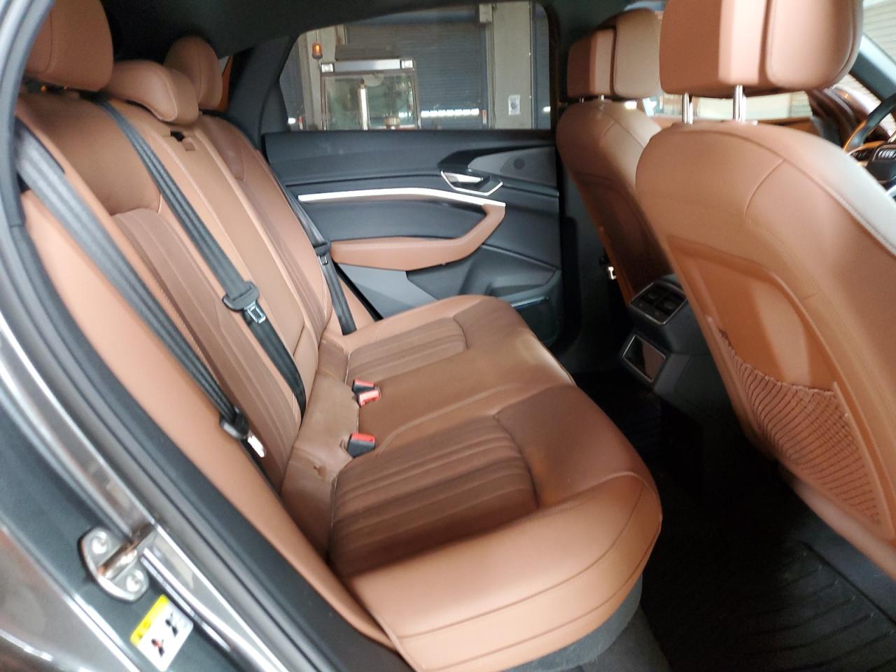 2024 Audi Q8 E-Tron Sportback Premium Plus VIN: WA1CAAGE9RB040915 Lot: 84212195