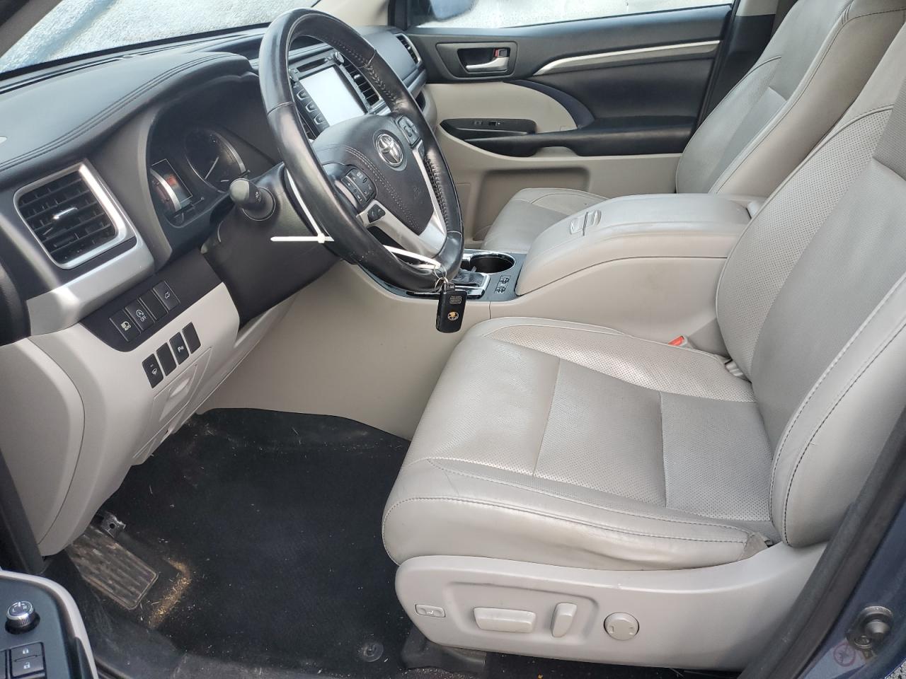 2017 Toyota Highlander Limited VIN: 5TDDZRFHXHS420785 Lot: 81253245