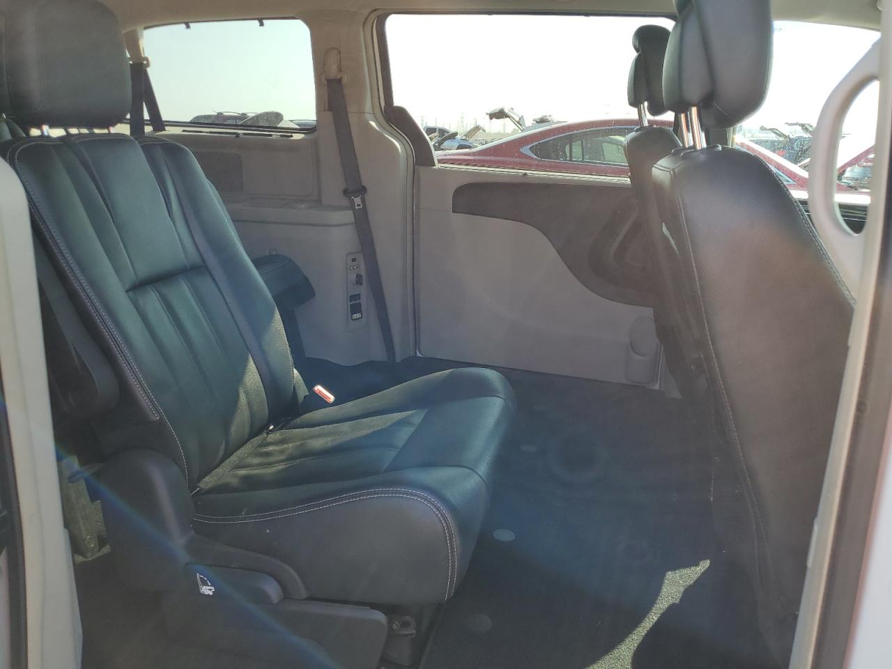 2015 Chrysler Town & Country Touring VIN: 2C4RC1BGXFR753001 Lot: 80664795