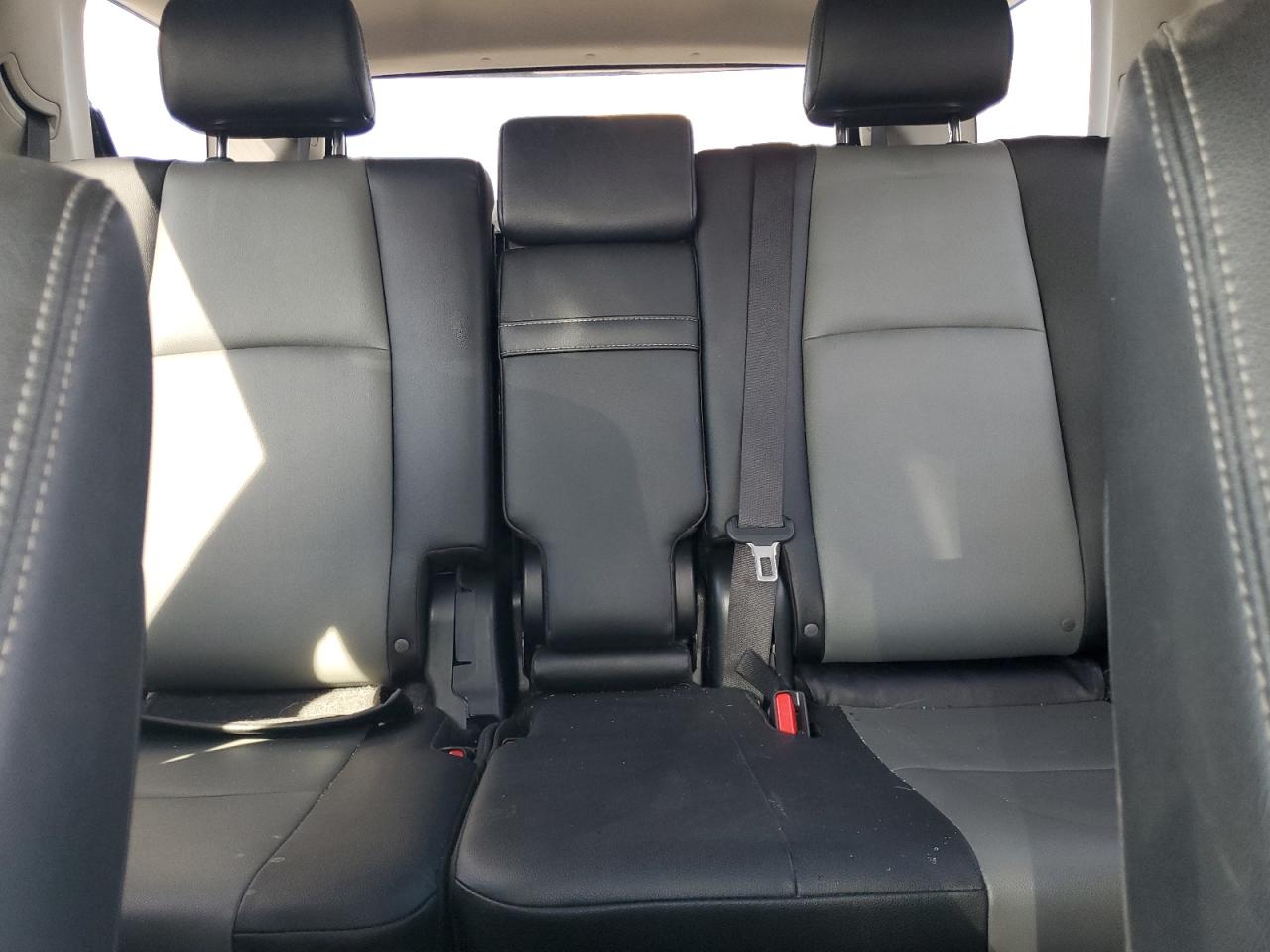 2022 Toyota 4Runner Sr5/Sr5 Premium VIN: JTENU5JR8N5998179 Lot: 84231795