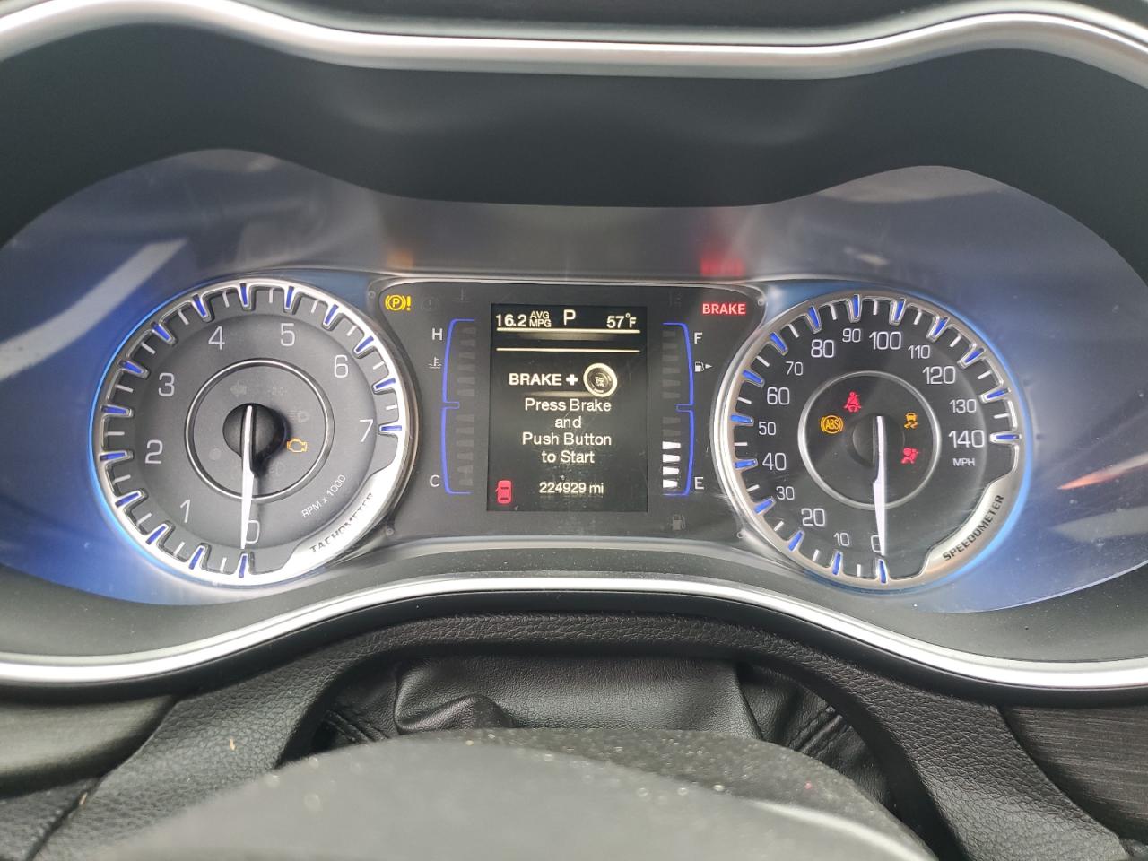 2015 Chrysler 200 Limited VIN: 1C3CCCAB3FN537497 Lot: 83939525