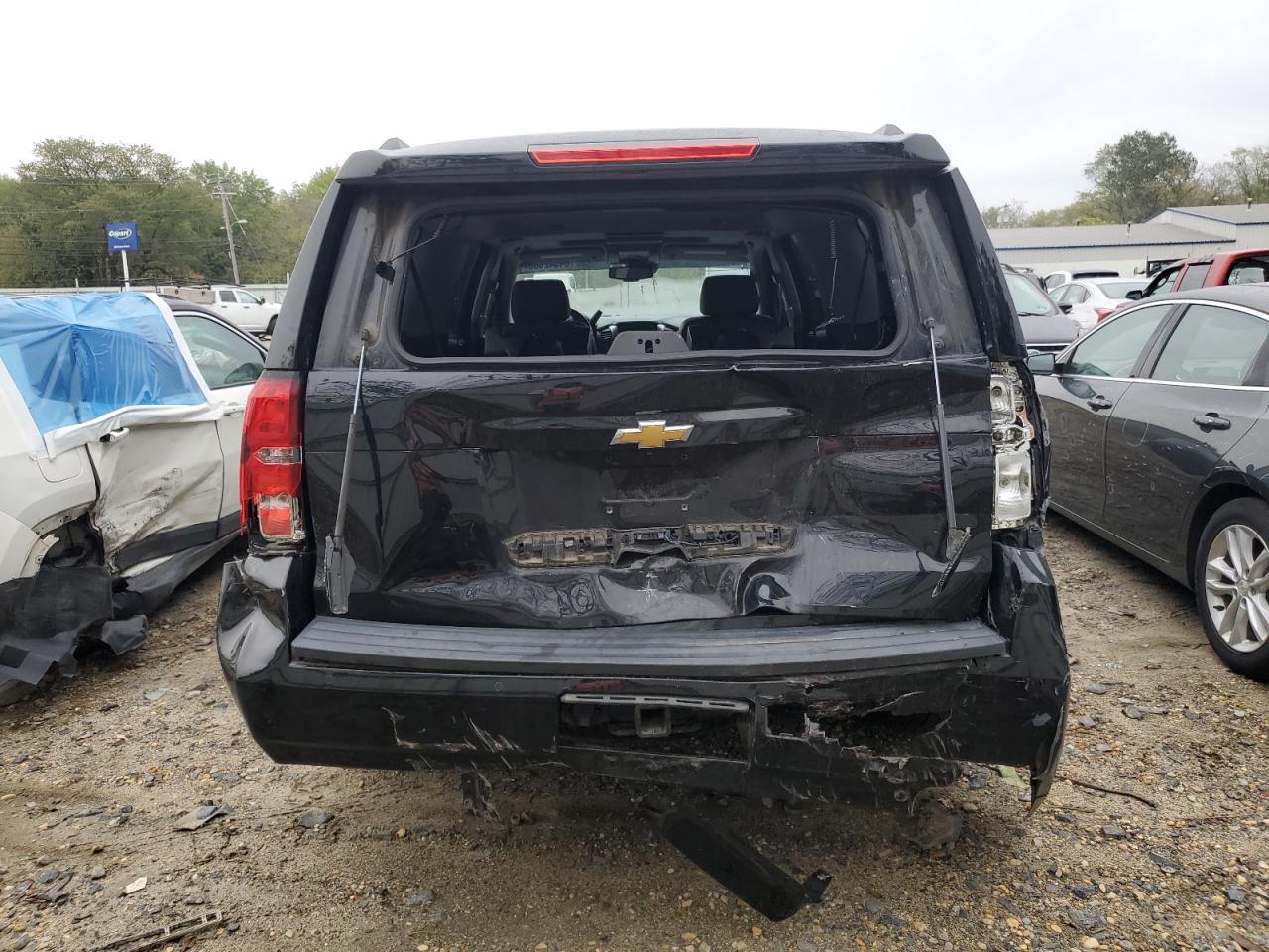 2017 Chevrolet Suburban K1500 Lt VIN: 1GNSKHKC2HR239931 Lot: 84542685