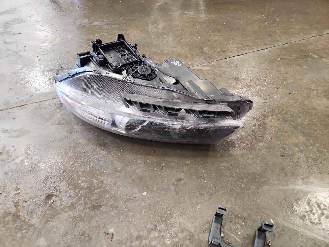 2018 Kia Sorento Sx VIN: 5XYPKDA57JG353728 Lot: 71721675