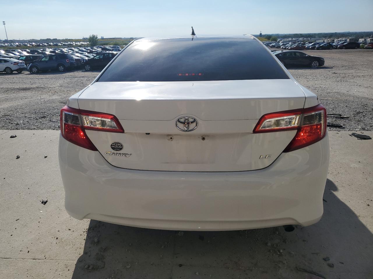2014 Toyota Camry L VIN: 4T4BF1FK9ER428835 Lot: 70387385