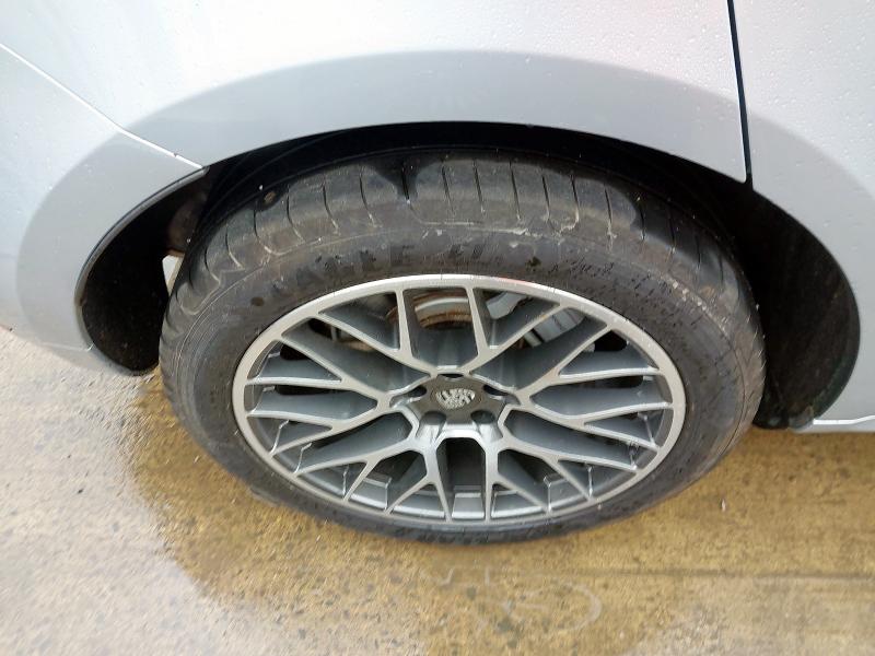 2014 PORSCHE MACAN S S-A 