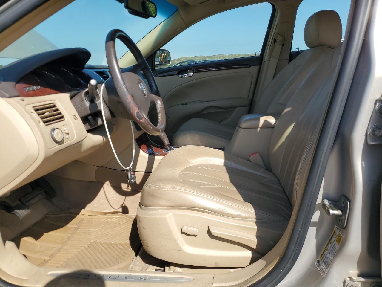 1G4HD57228U190718 BUICK LUCERNE 2008 TAN Photo 7