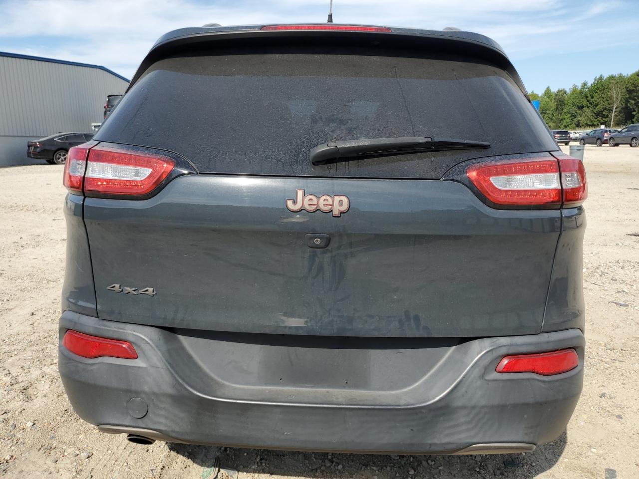 2016 Jeep Cherokee Latitude VIN: 1C4PJMCB5GW310457 Lot: 71512445