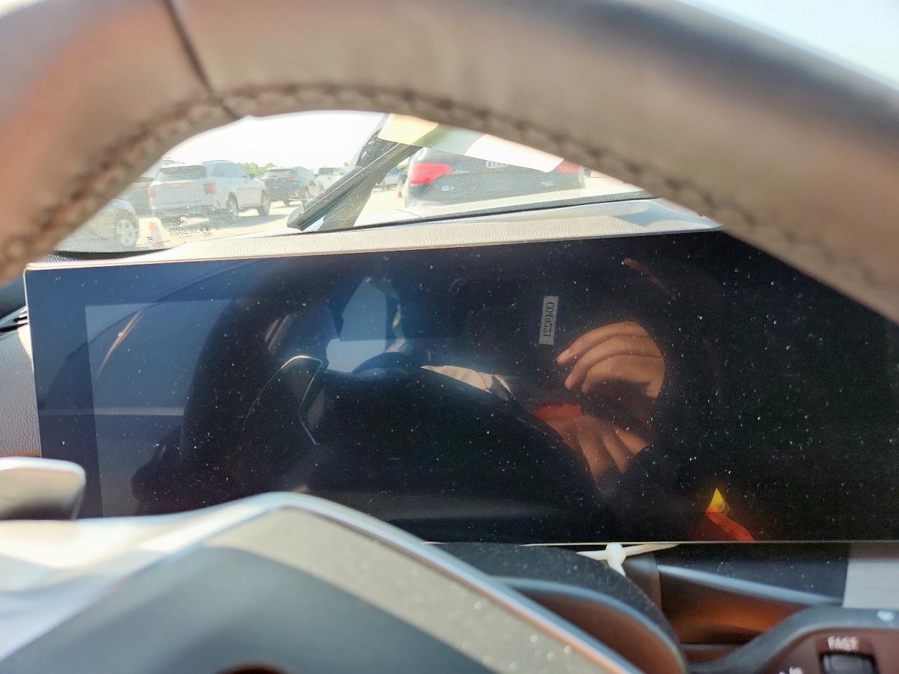 2025 BMW 330I VIN: 3MW69CW01S8E99275 Lot: 71652705