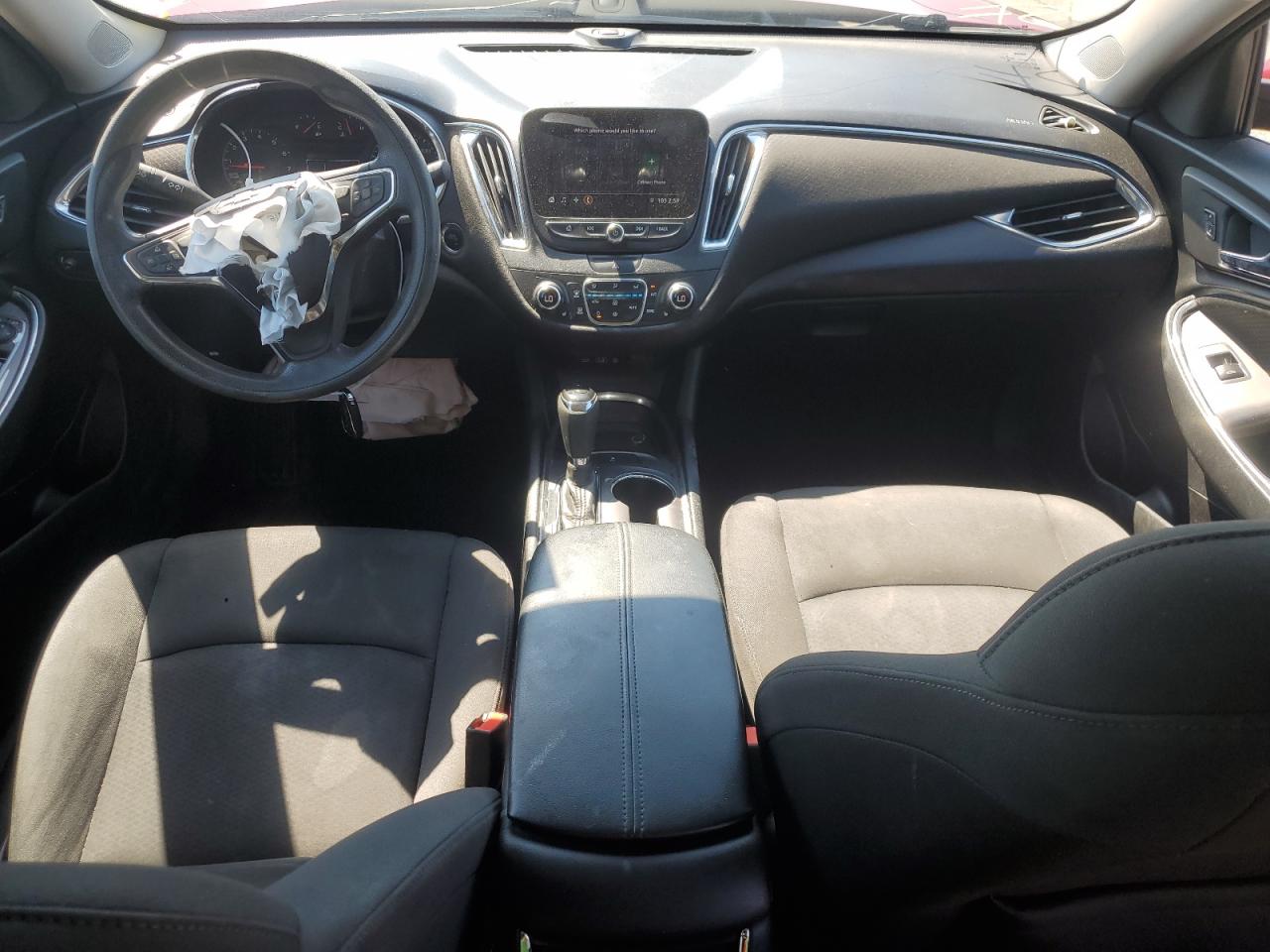 2019 Chevrolet Malibu Lt VIN: 1G1ZD5ST4KF124099 Lot: 70702825