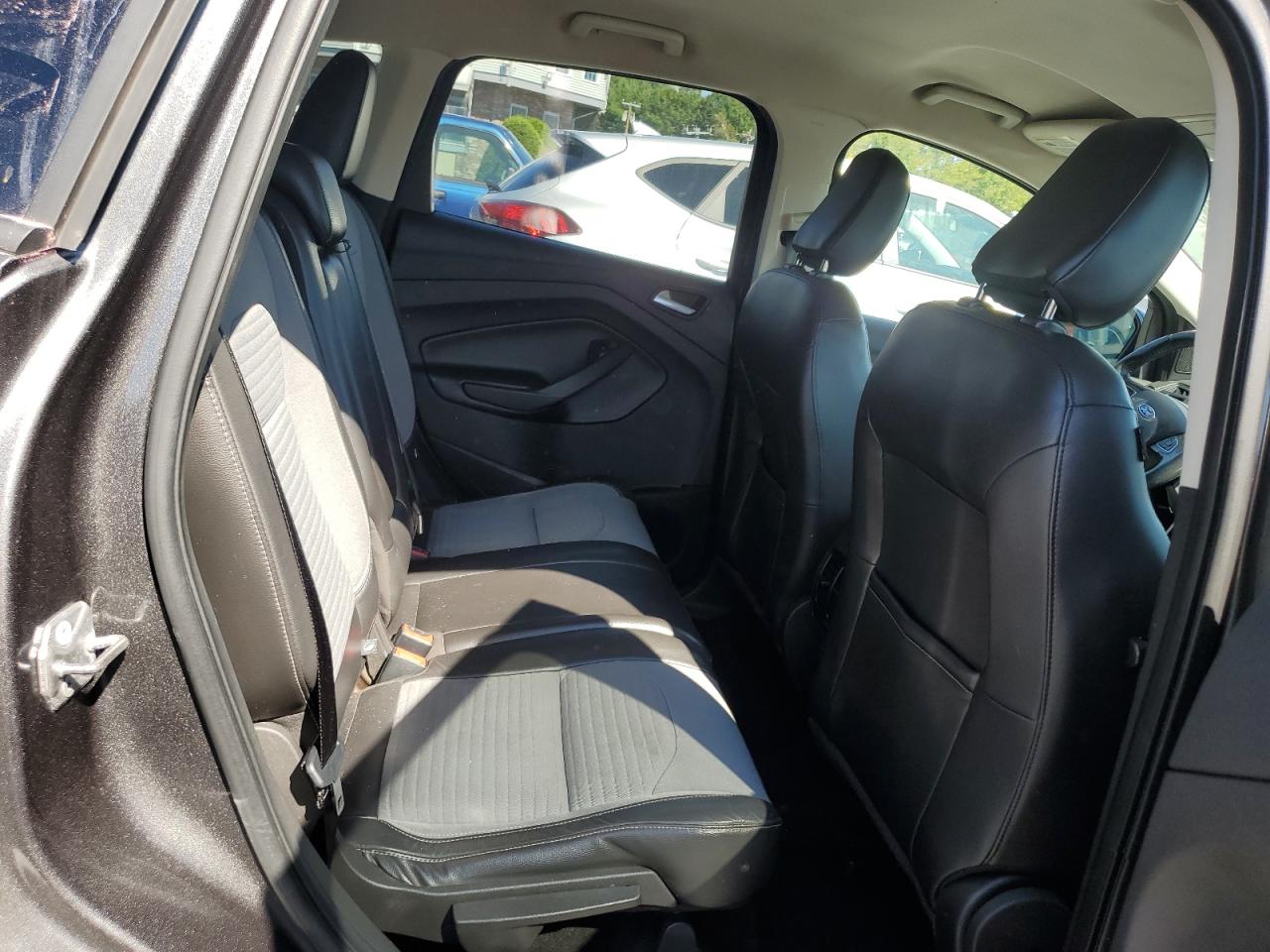 2018 Ford Escape Se VIN: 1FMCU9GD2JUA27270 Lot: 72067365