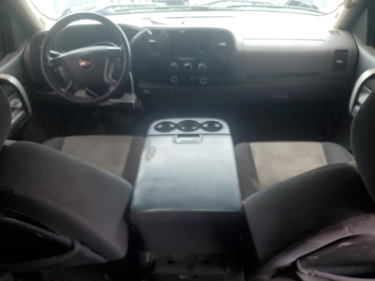 2008 Chevrolet Silverado K1500 VIN: 2GCEK13C381128373 Lot: 82033115