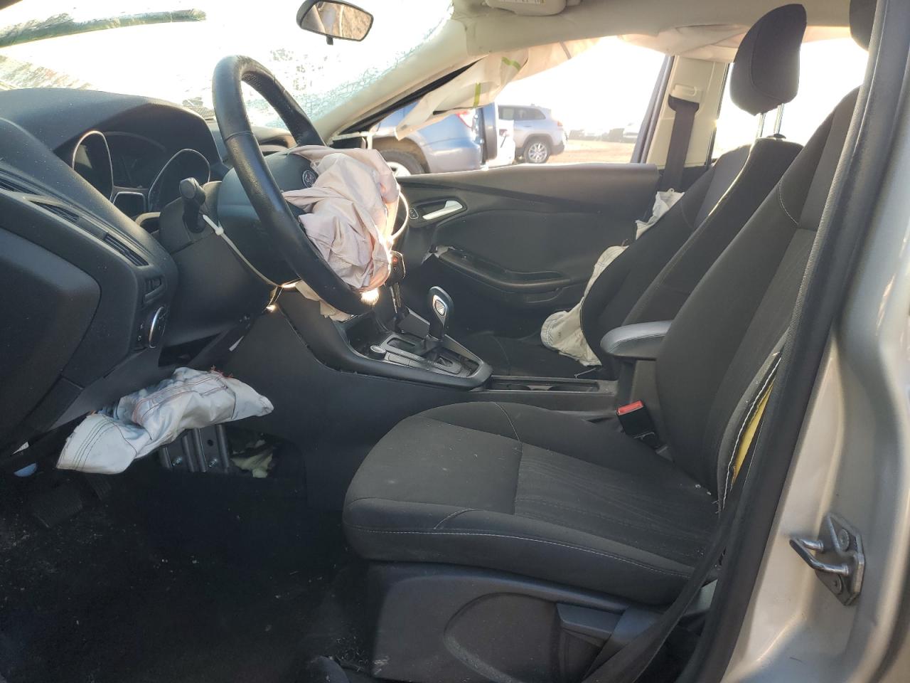 2018 Ford Focus Sel VIN: 1FADP3H23JL222445 Lot: 83988945