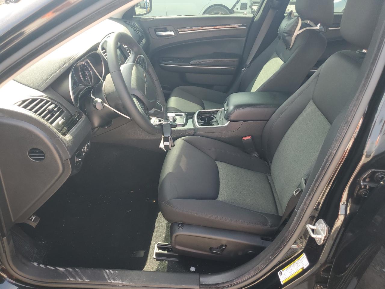 2023 Chrysler 300 Touring VIN: 2C3CCAAG3PH573183 Lot: 81241335