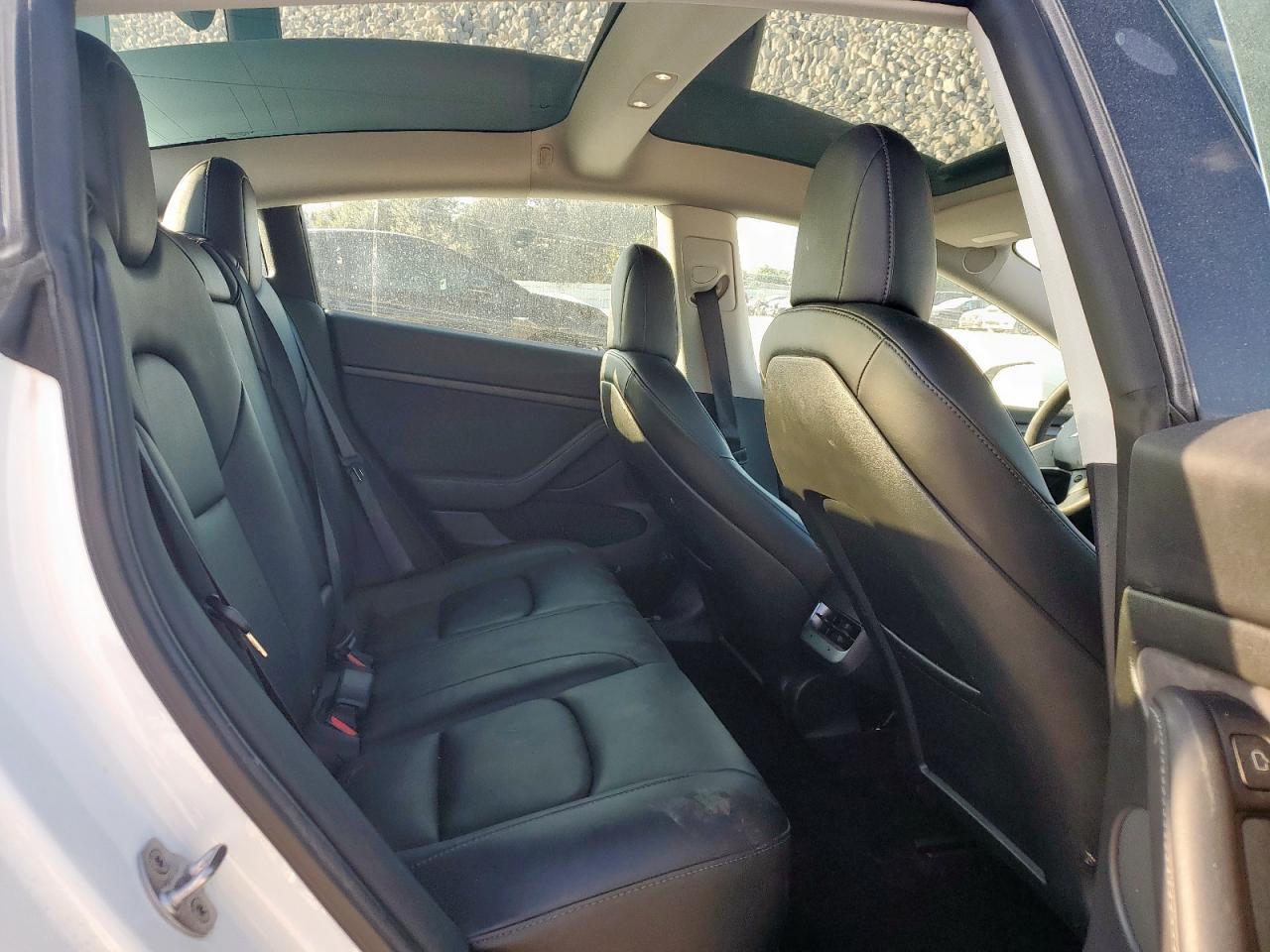 2022 Tesla Model 3 VIN: 5YJ3E1EB6NF157121 Lot: 83772475