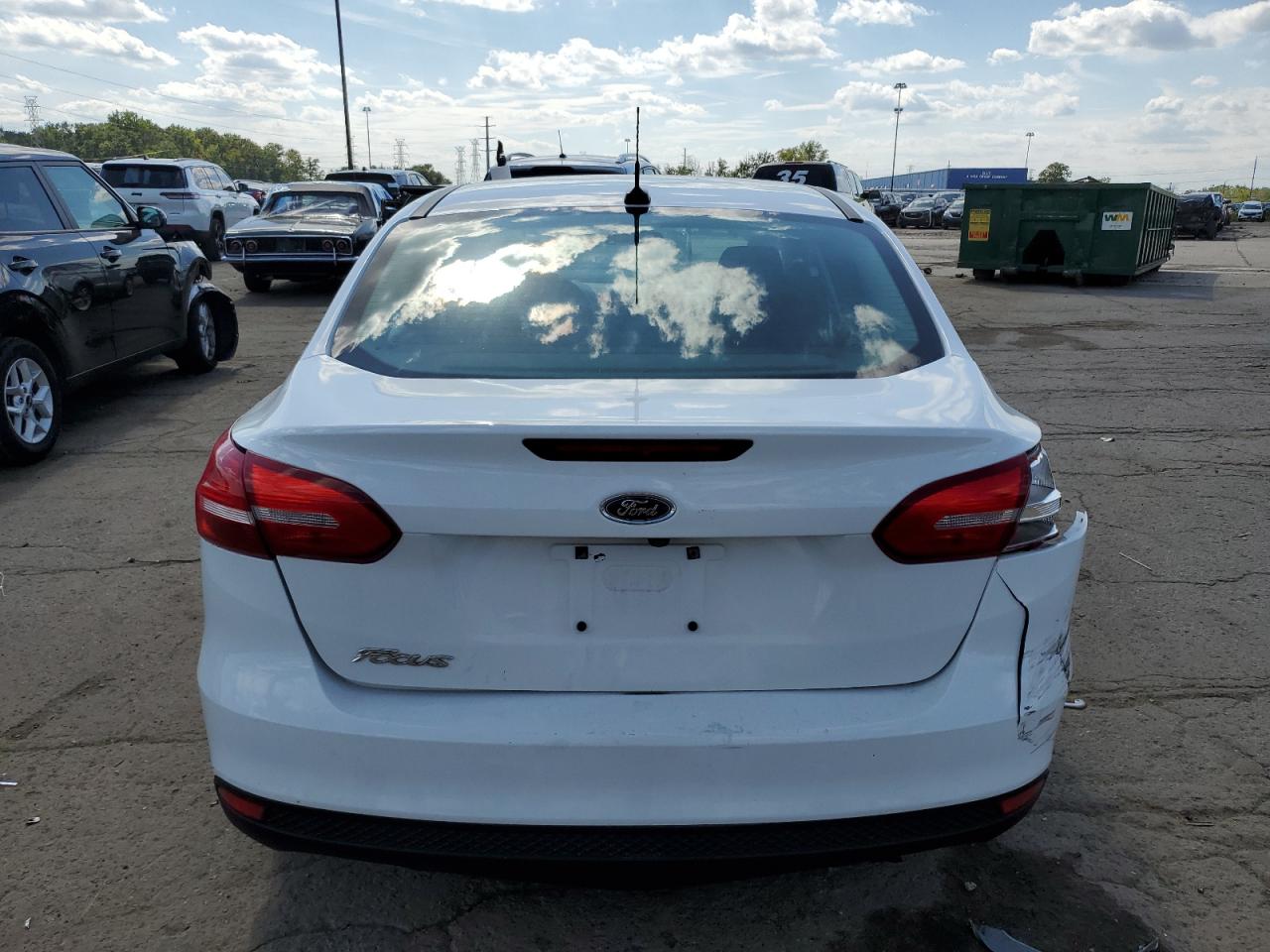 2016 Ford Focus S VIN: 1FADP3E2XGL329750 Lot: 71469405