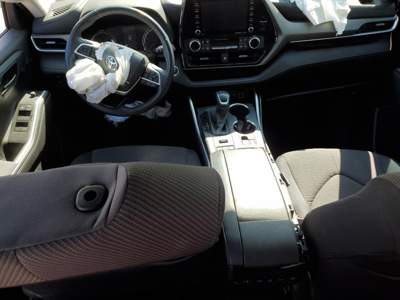 2022 Toyota Highlander L VIN: 5TDBZRBH3NS563036 Lot: 71313455