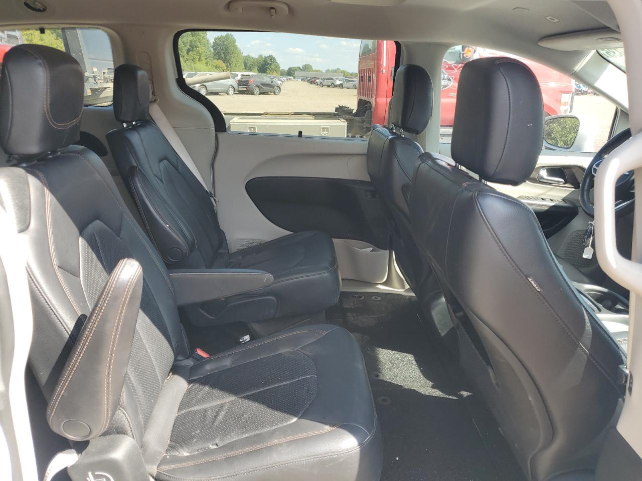 2018 Chrysler Pacifica Touring L VIN: 2C4RC1BG0JR129068 Lot: 80434035