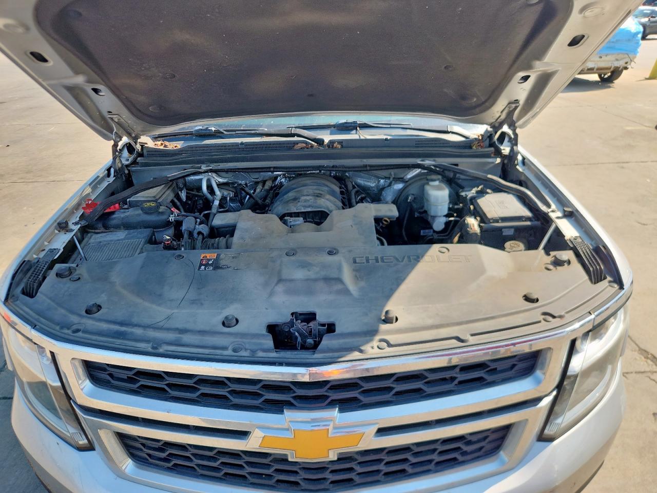 2015 Chevrolet Suburban C1500 Lt VIN: 1GNSCJKC2FR676989 Lot: 69505875