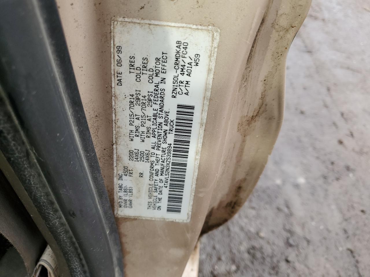 1999 Toyota Tacoma Xtracab VIN: 4TAVL52N3XZ539894 Lot: 81200825