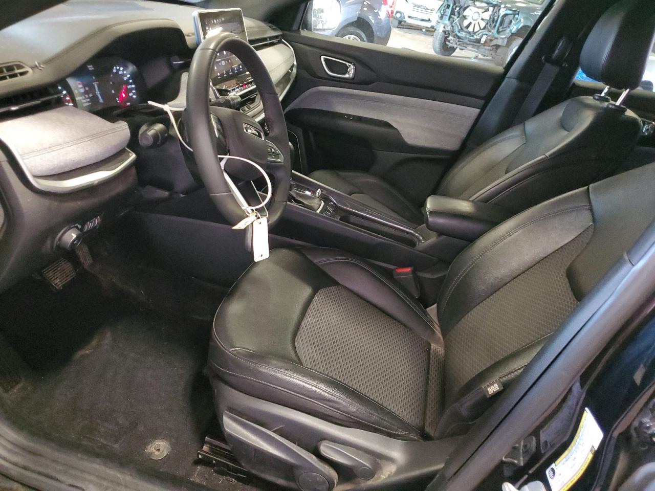 2024 Jeep Compass Latitude VIN: 3C4NJDBNXRT135408 Lot: 71826285