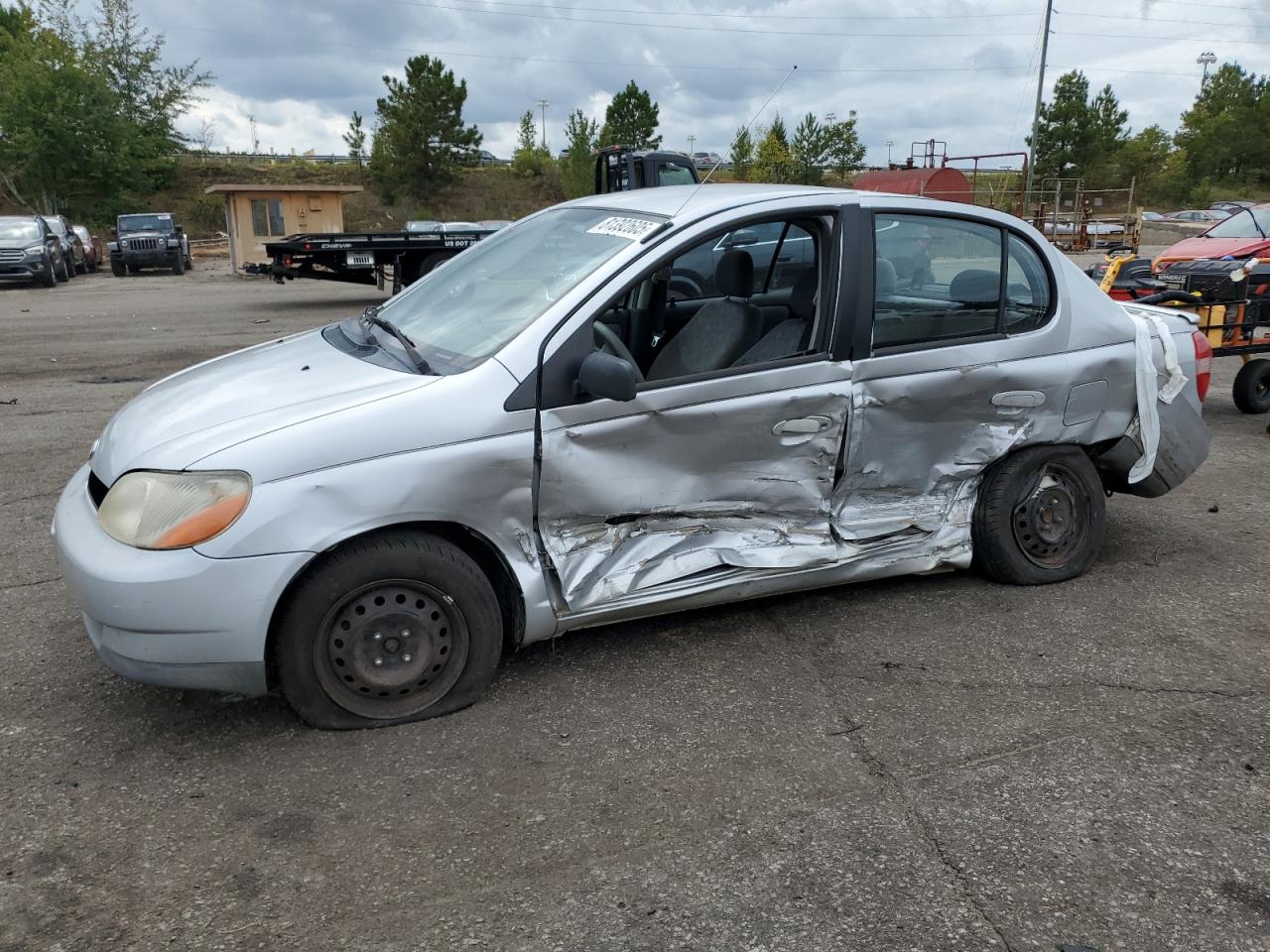 TOYOTA ECHO 2002. Lot# 81392605. VIN JTDBT123320256956. Photo 1