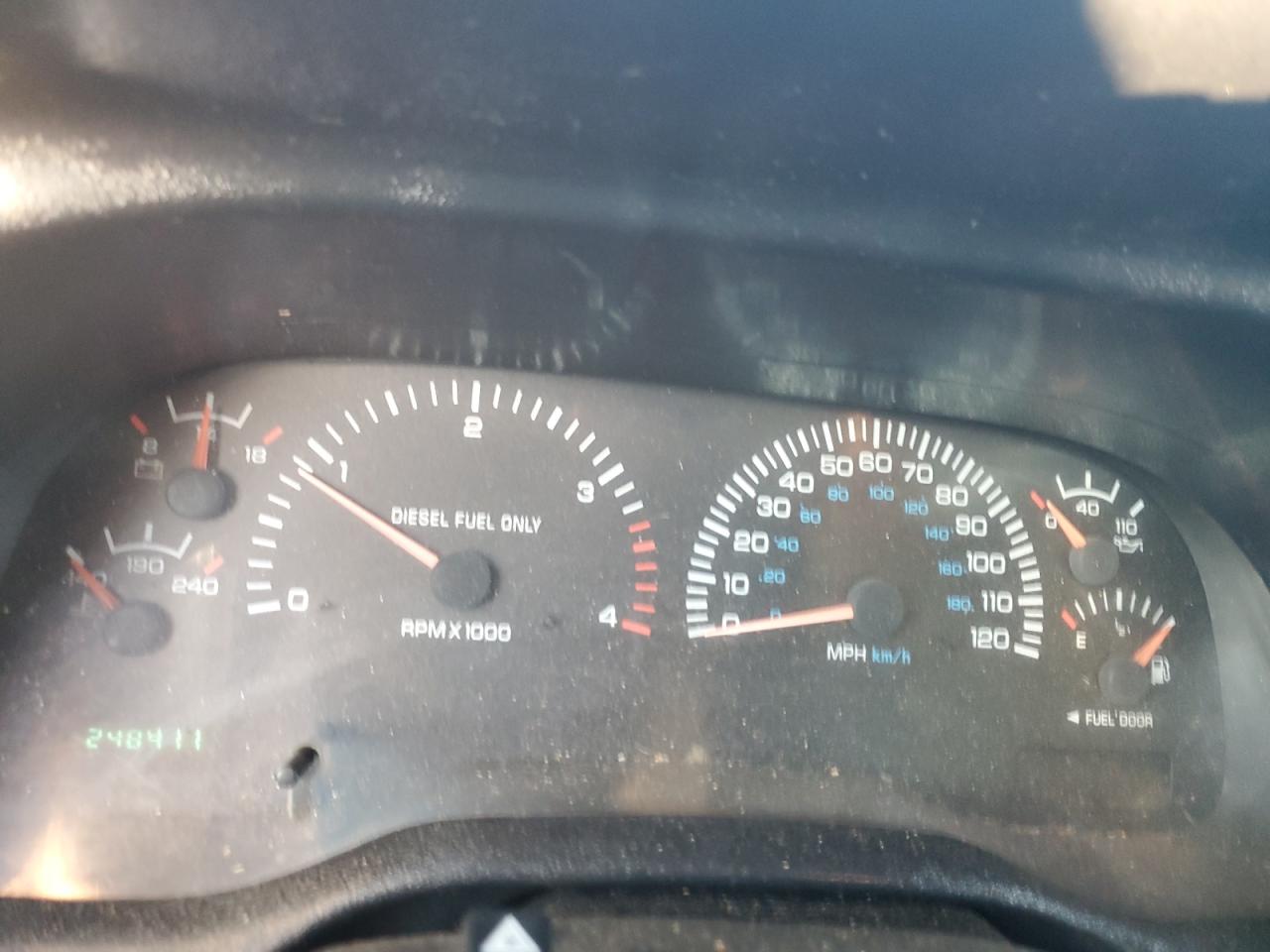 2000 Dodge Ram 2500 VIN: 1B7KF2363YJ135563 Lot: 81561185