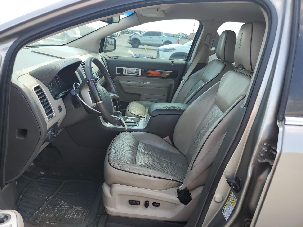2008 Lincoln Mkx VIN: 2LMDU68C68BJ32665 Lot: 81907795