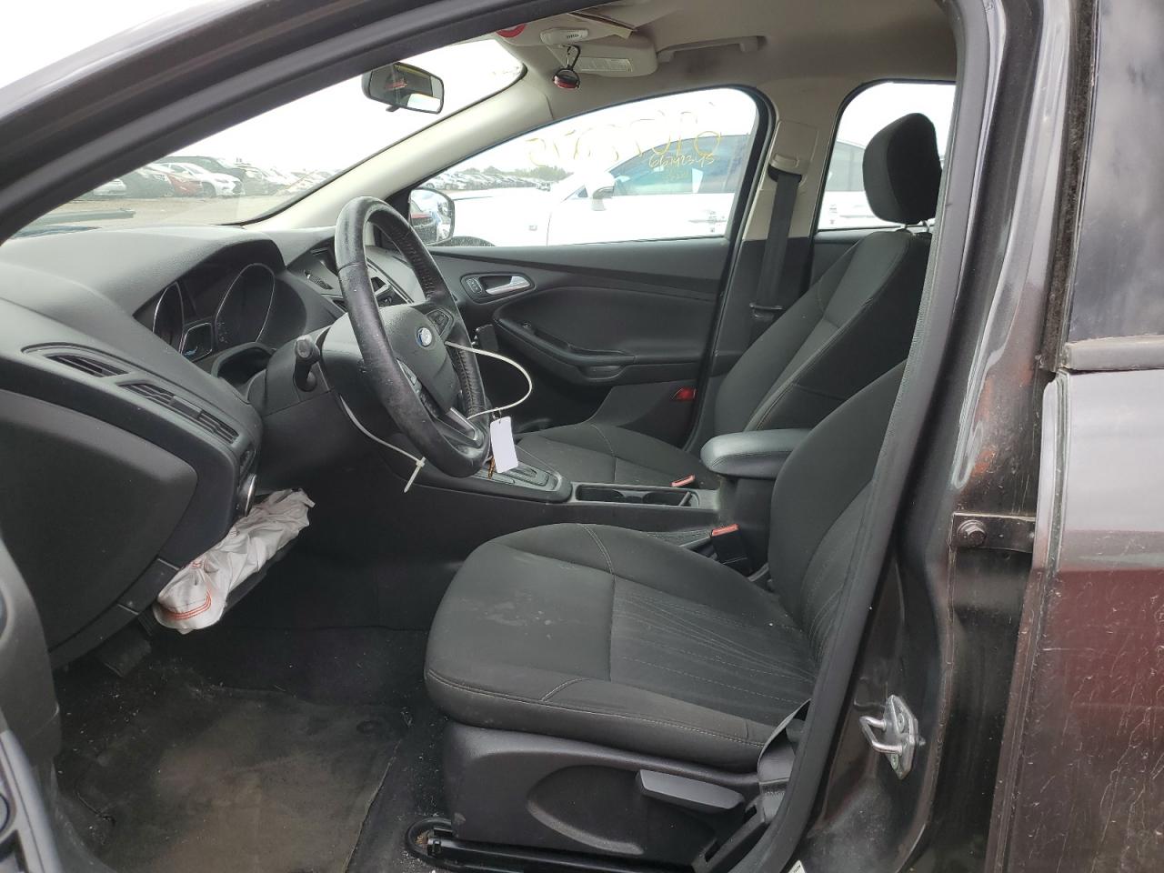 2016 Ford Focus Se VIN: 1FADP3F21GL202366 Lot: 69678275