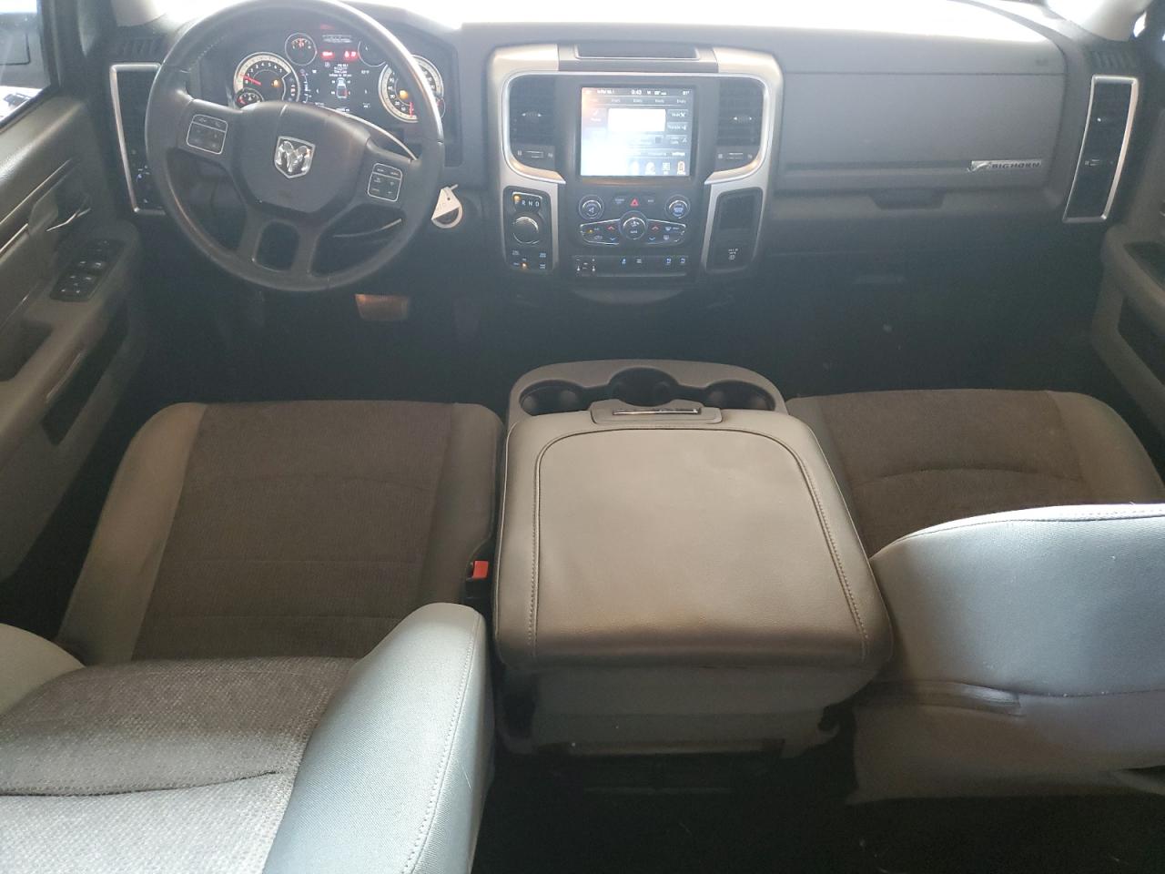 2017 Ram 1500 Slt VIN: 3C6RR7LT2HG593208 Lot: 80930115