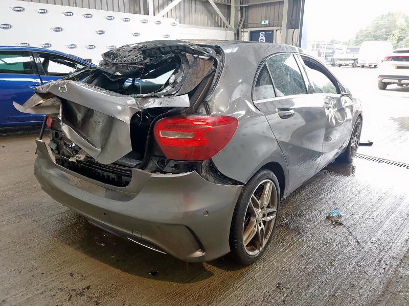 2017 MERCEDES-BENZ A 200 D AMG LINE EXECUTIV 