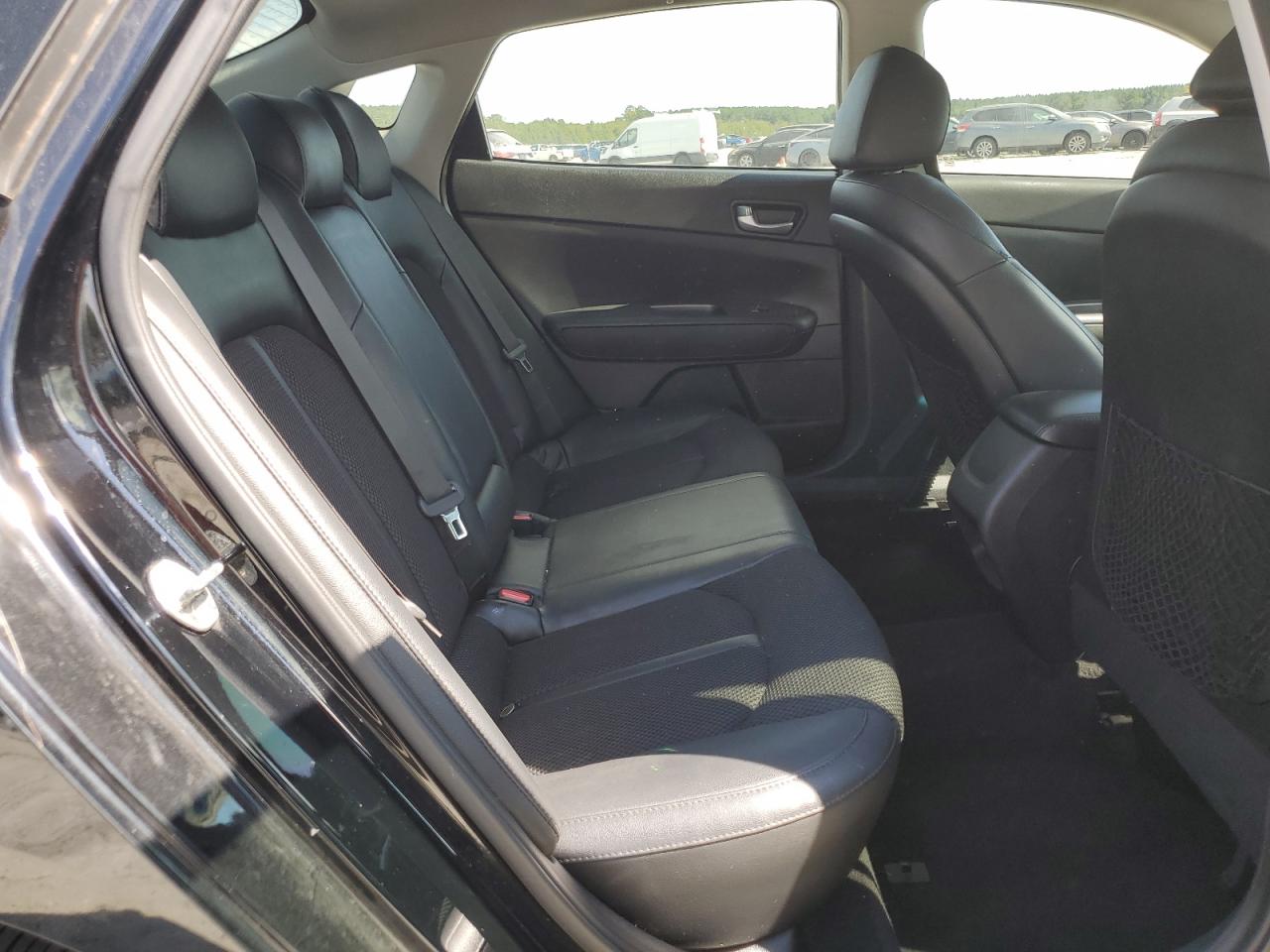 2019 Kia Optima Lx VIN: 5XXGT4L37KG318508 Lot: 72049395