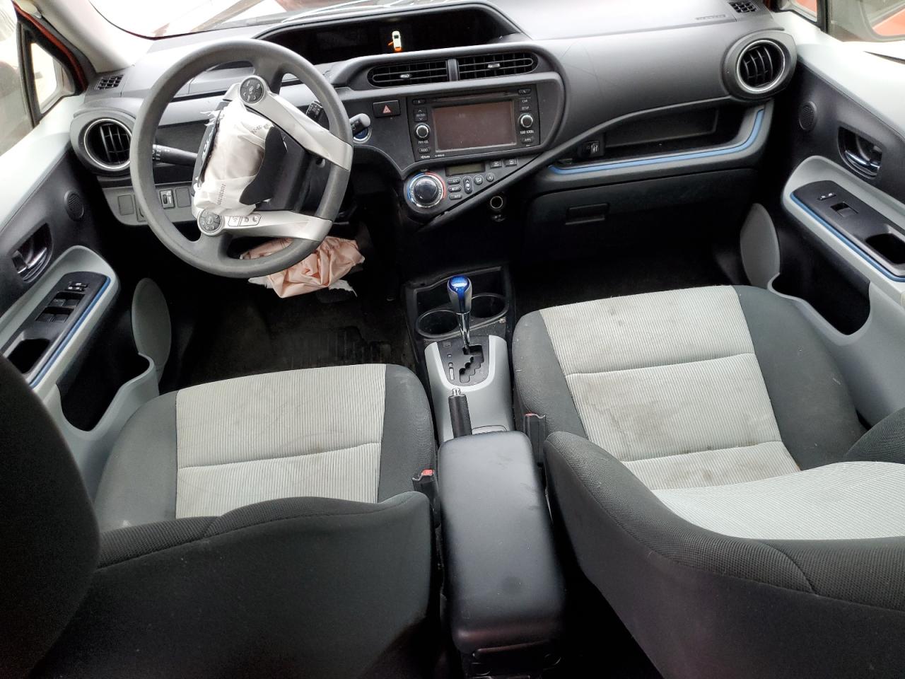 2013 Toyota Prius C VIN: JTDKDTB37D1042719 Lot: 84016225