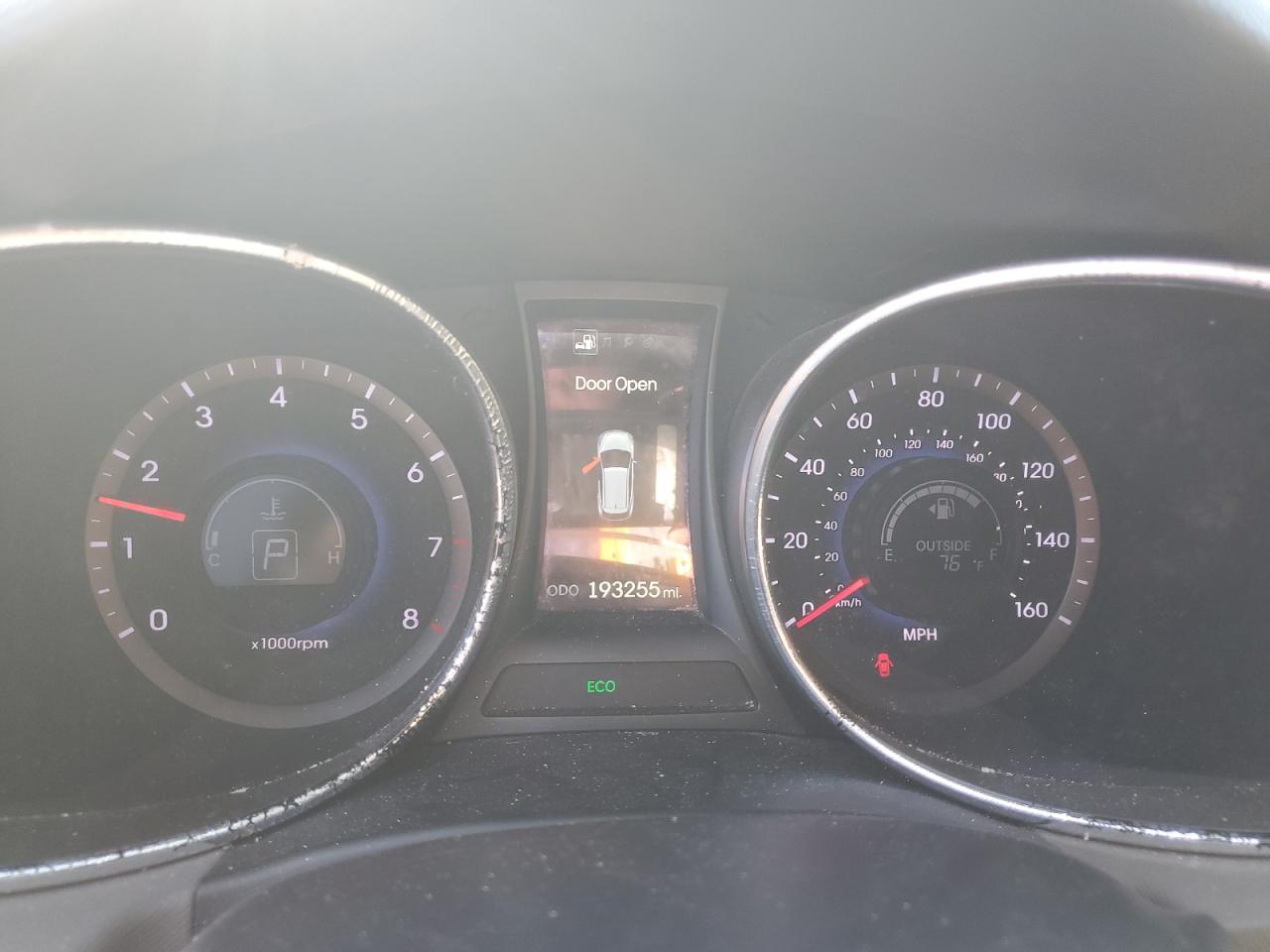 2013 Hyundai Santa Fe Sport VIN: 5XYZUDLA8DG082812 Lot: 84410335