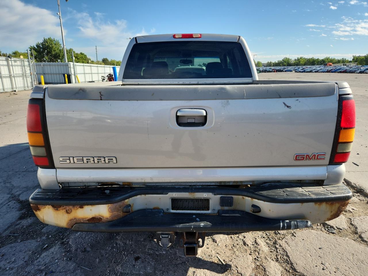 2005 GMC Sierra K1500 Denali VIN: 2GTEK63N951313411 Lot: 80808005