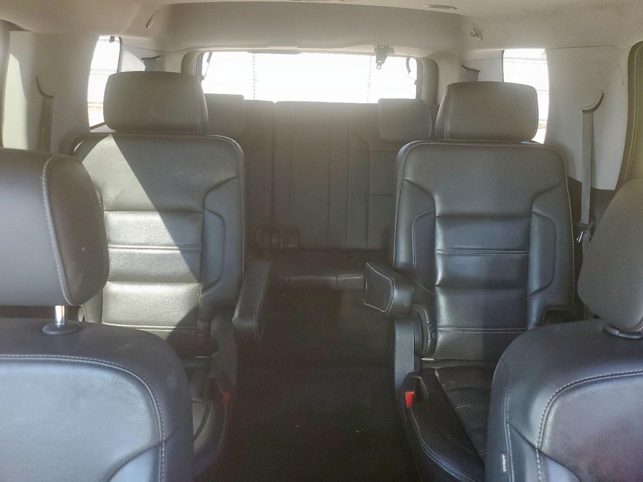 2018 Chevrolet Tahoe C1500 Premier VIN: 1GNSCCKC5JR248760 Lot: 70964495