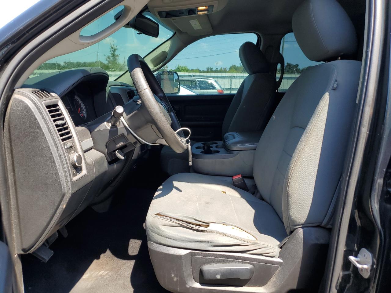 2015 Ram 1500 St VIN: 1C6RR6FT1FS755552 Lot: 71635345