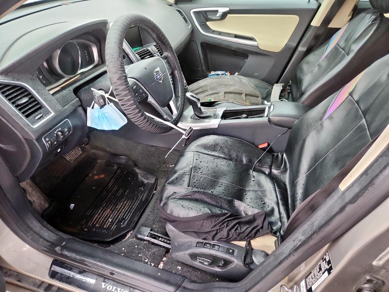 2016 Volvo Xc60 T5 Premier VIN: YV440MDK5G2869080 Lot: 82133695