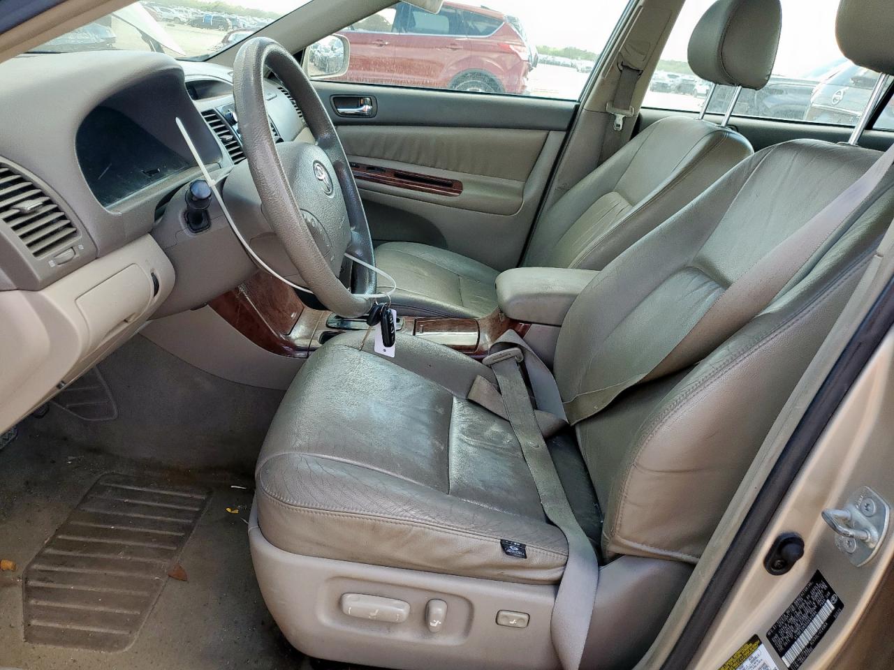 2005 Toyota Camry Le VIN: 4T1BE32K05U547694 Lot: 81518885