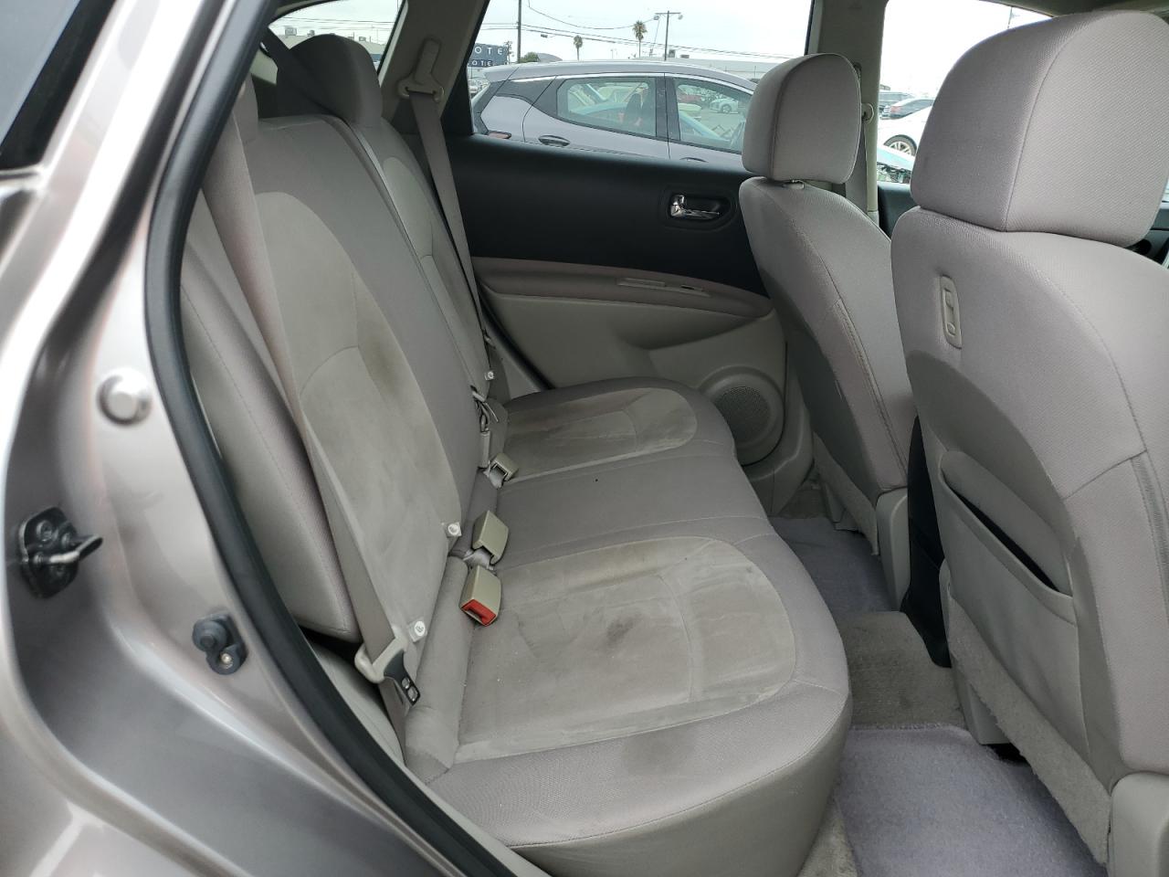 2010 Nissan Rogue S VIN: JN8AS5MT7AW021477 Lot: 84043295